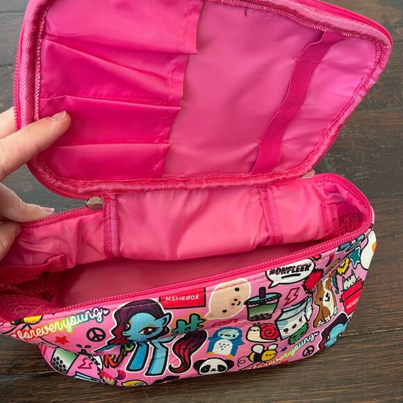 Anime Cosmetic Case Makeup Train Bag Pink Kawaii Memebox Brush Holder UNUSED - Picture 9 of 12